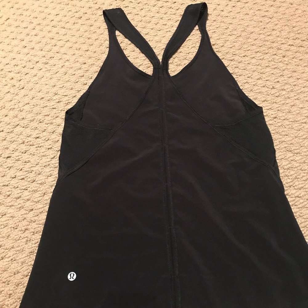 Black Lululemon size 4 tank
